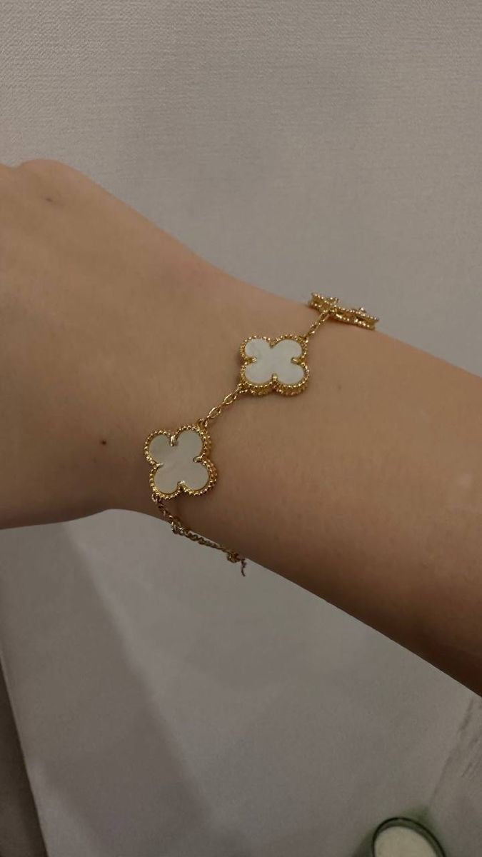 PULSERA TIPO VAN CLEEF D BLANCA