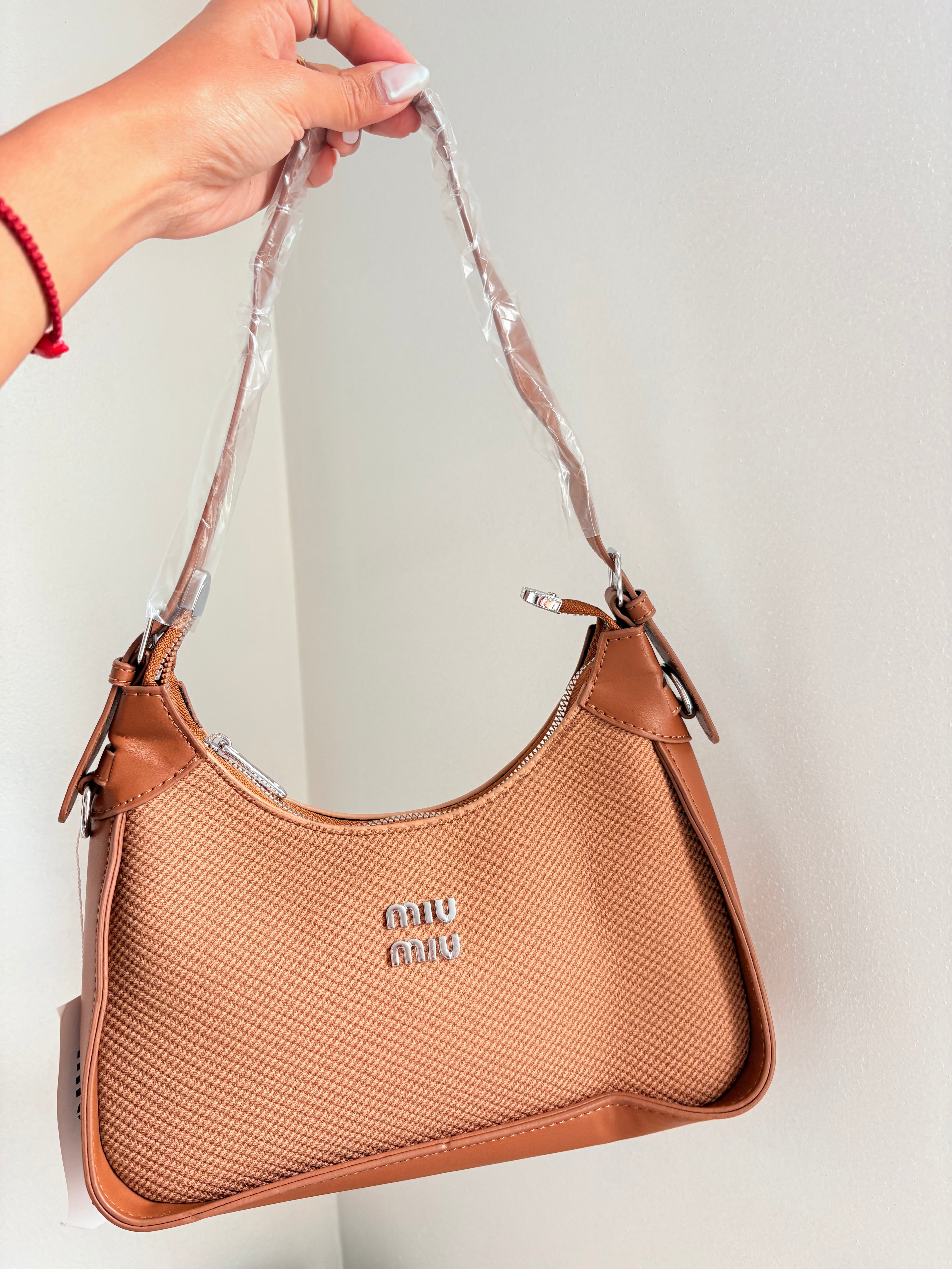CARTERA MIU MIU CAFÉ