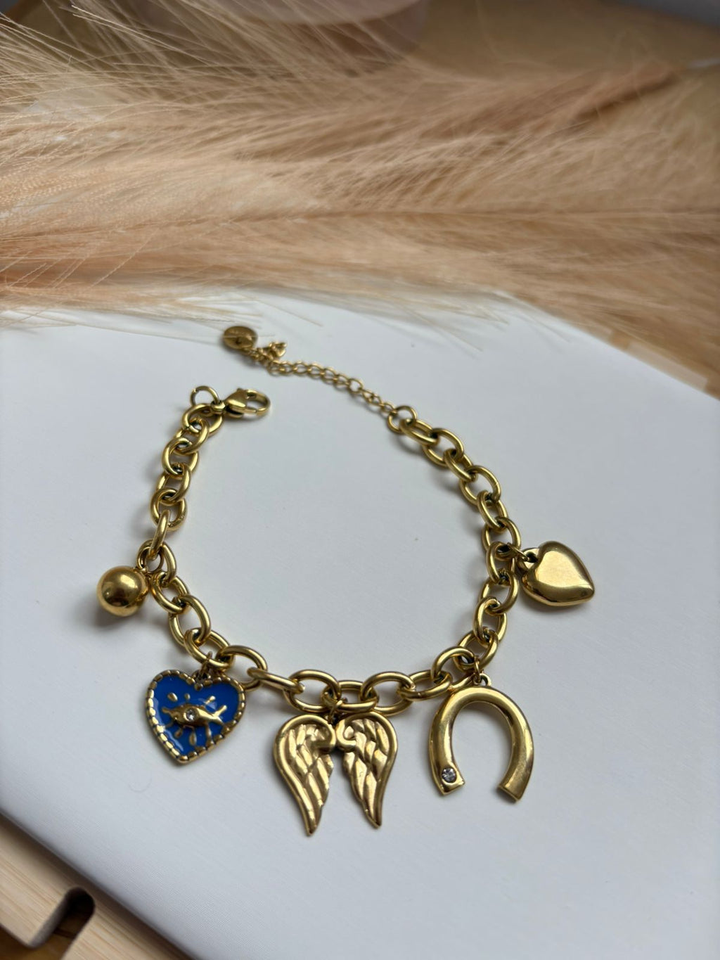 PULSERA AMULETO DE CORAZON