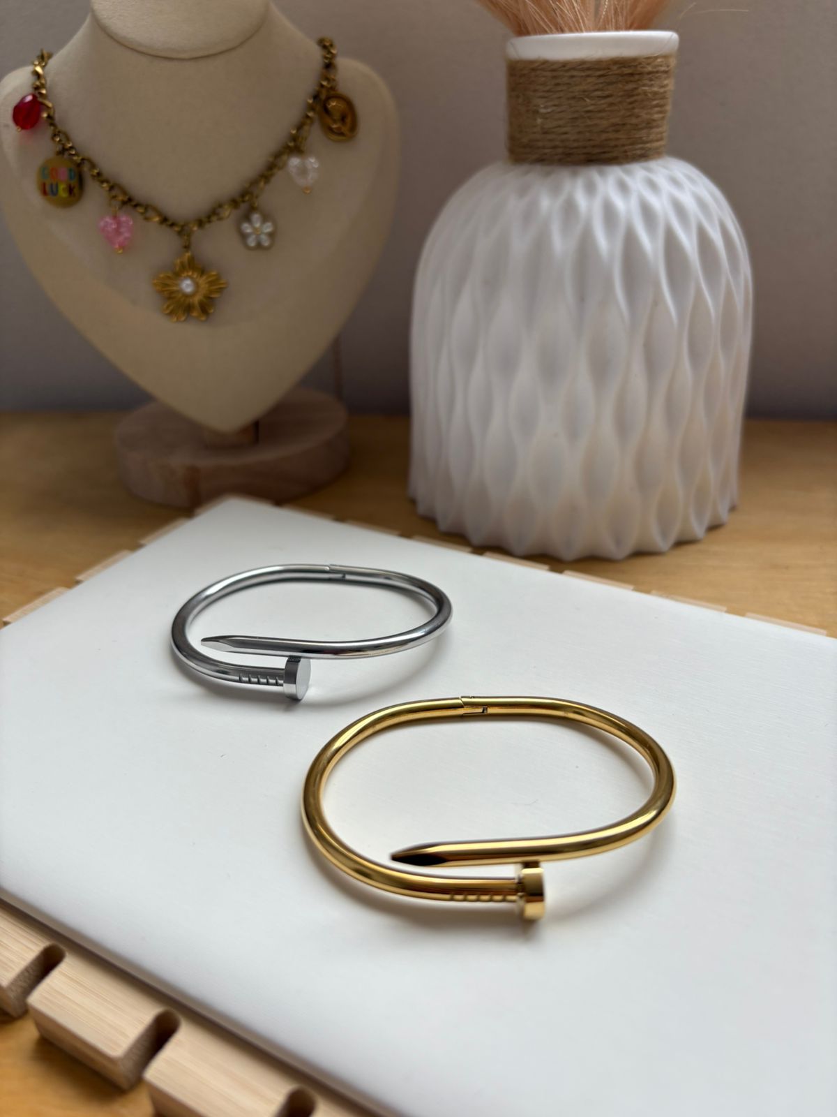 PULSERA ICONIC CLAVO